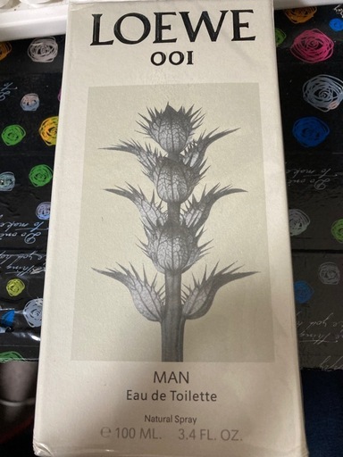 【新品未開封】LOEWE 香水　001 MAN  値下げ交渉不可