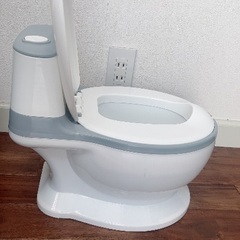 【新品】オシャレな洋式トイレ風おまる♪の画像