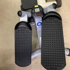 健康ステッパー　足踏みエクササイズ　デジタルカウンター付き　アイク　の画像