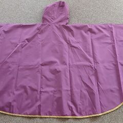 介護用（車椅子用）ポンチョ型レインコート、着用回数少な目の画像
