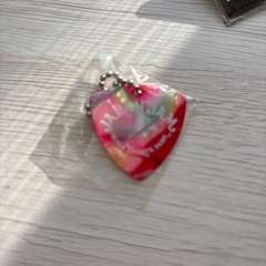 フェス　ガチャ　ピンバッジ　ピックの画像