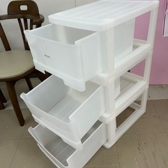 ニトリ　収納ケース　プラスチックケース　クローゼットケースの画像