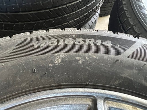 話中/175/65R14 VRX3 スタッドレスホイール付き4本セット
