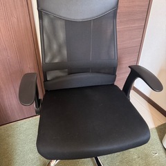 デスクチェアの画像