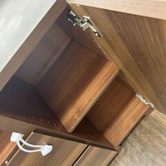 【リユ-スのサカイ広島石内店】ジモティ割！サイドボ－ド/クリ-ニング済み/HG-7942/広島市 家具　佐伯区 家具　南区 家具　西区 家具　東区 家具　中区 家具　安佐南区 家具　安佐北区 家具　安芸区 家具　府中町 家具　海田町 家具　熊野町 家具　坂町 家具　廿日市市 家具			の画像