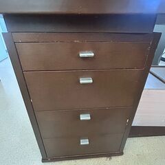 社長室で使用していた木製デスク（横160cm）【3000円】の画像