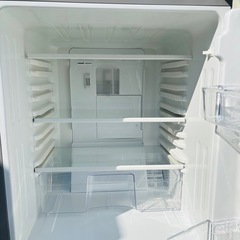 直接引き取り大歓迎‼︎大阪府下又は近郊は配送設置込み🉑 U-ING 110L冷凍冷蔵庫 UR-J110H 2016年製/YMJ113-25の画像