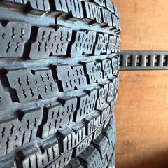 ヨコハマ スタッドレスタイヤ  ice GUARD 4本せっとセットの画像