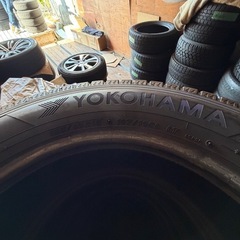 ヨコハマ スタッドレスタイヤ  ice GUARD 4本せっとセットの画像