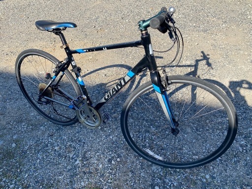 お薦め品‼️GIANTジャイアント CROSTAR クロスバイク 2019年