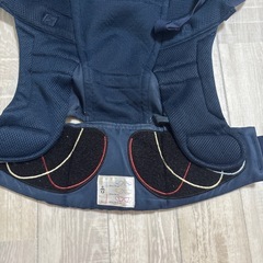 エルゴベビー抱っこ紐　エルゴアダプト　ディープブルーの画像