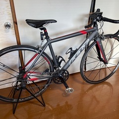 FELT F95 ロードバイクの画像