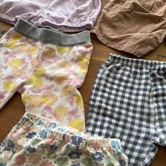 90cmズボン７着の画像