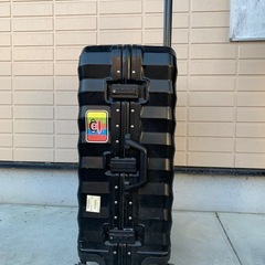 スーツケースの画像