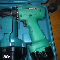 充電式ドリル＋ランプセットの画像