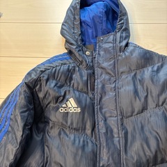 adidasダウンコート150の画像