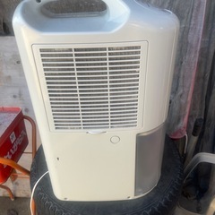 コロナ除湿機　2018年製の画像