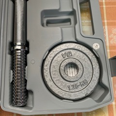 ダンベルセット　ダンベルキット　ダンベル収納箱付　DUMBBELL　VISION QUESTの画像