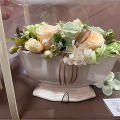 プリザーブドフラワー二点の画像