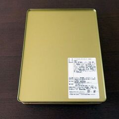 四角いクッキー缶の画像