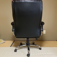 美品・椅子の画像