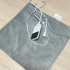 電気足温器 フットウォーマー 足元ヒーター 足入れホットカーペットの画像