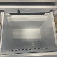 🌟 2021年製　AQUA AGD-136W 冷蔵庫 136L ホワイト🌟の画像