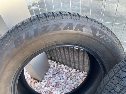 スタッドレス4本セット　195/65R15 ブリヂストン　BLIZZAK VRX2