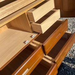 引き出し 洋服ダンスの画像