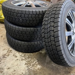 155/65R14 スタッドレス4本ホイールセット　ほぼ新品の画像
