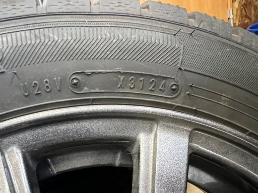 155/65R14 スタッドレス4本ホイールセット　ほぼ新品