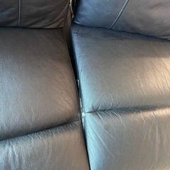 3人掛け電動リクライニングソファ テーブル付き 本革(一部合成皮革)タイプ (グラッゼ2 BK)の画像