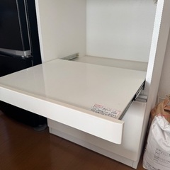 食器棚　高さ205cm✖️幅60cm✖️奥行き50cmの画像