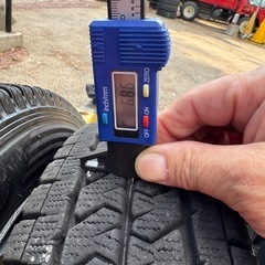 ブリザック145/80R12ハイゼット純正ホイール付4本の画像