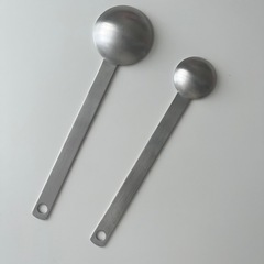 無印　柄の長い計量スプーン　大小2本セット　の画像