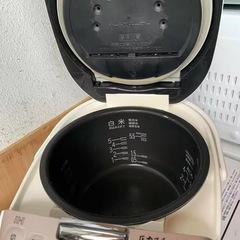 炊飯器の画像
