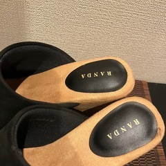 ほぼ未使用【黒サンダル】の画像