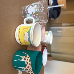 プラスチックカップいろいろの画像