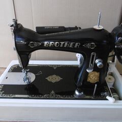 アンティークミシン　BROTHER SEWING MACHINE 中古品　引取り専用の画像