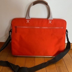 ①パソコンバッグオレンジの画像