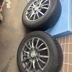 タイヤ&スタッドレスタイヤの画像