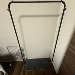 ハンガーラックの画像