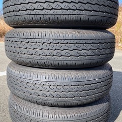 💛軽バン☆軽トラ☆ブリヂストンK370☆夏タイヤ☆ホイール☆4本セット145/80R12☆早い者勝ち‼️
の画像