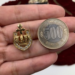 K18 馬蹄クラウンクロス　ペンダント　6g 0.6ctの画像