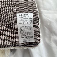 niko and... ボア マフラー グレンチェック ブラウンの画像