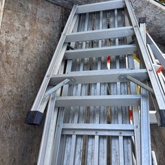 アルミ洗車台3段の画像