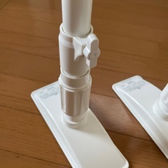 耐震突っ張り棒の画像