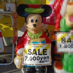 ミッキーマウス　特大置物　コンセントを差して中の電球が暖かく灯りますの画像