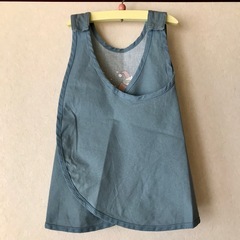 【美品】IKEA 子供用エプロン　クリスマス柄の画像