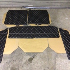 ジムニー64.74 ラゲッジマット
の画像